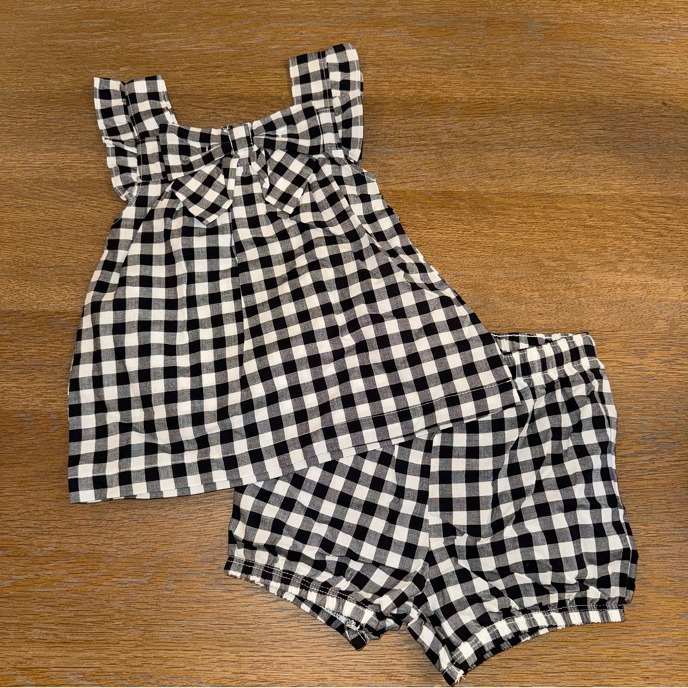 Carter's Black and White Checkered 2pcs Set.